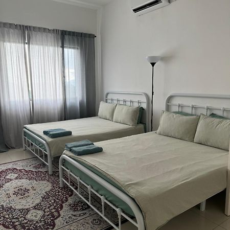 Bunga Homestay Sea View Kuala Terengganu Exterior photo